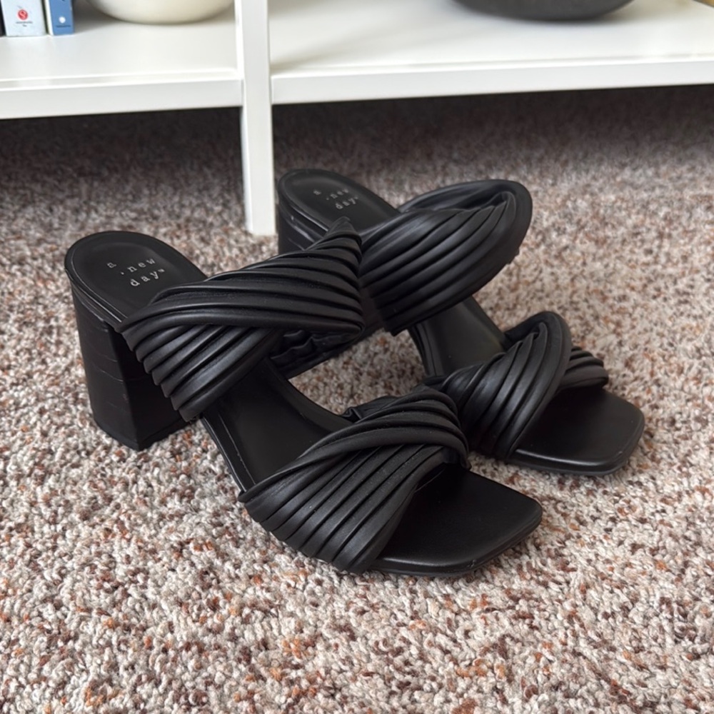 Black Chunky Heels